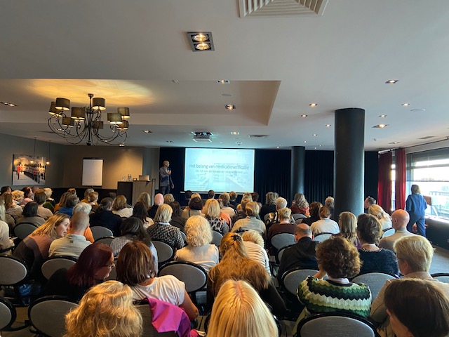 Daan Jansen spreekt op PoliDirect MDL-symposium 2024